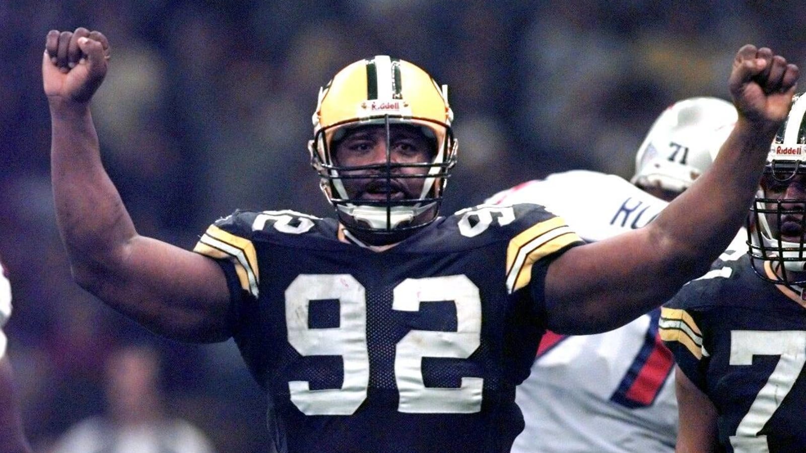 Flashback 1998: Reggie White Leads the Way as Packers Tie a Franchise Mark with Nine Sacks in a Game