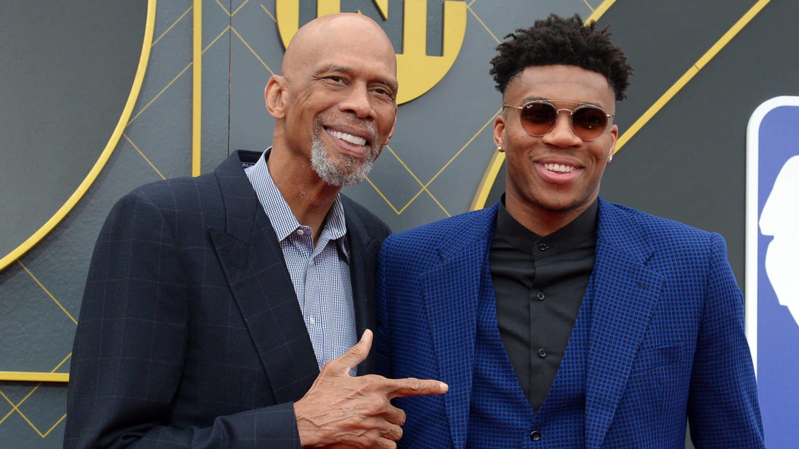 Kareem Abdul-Jabbar shares how he landed famous role in ‘Airplane!’