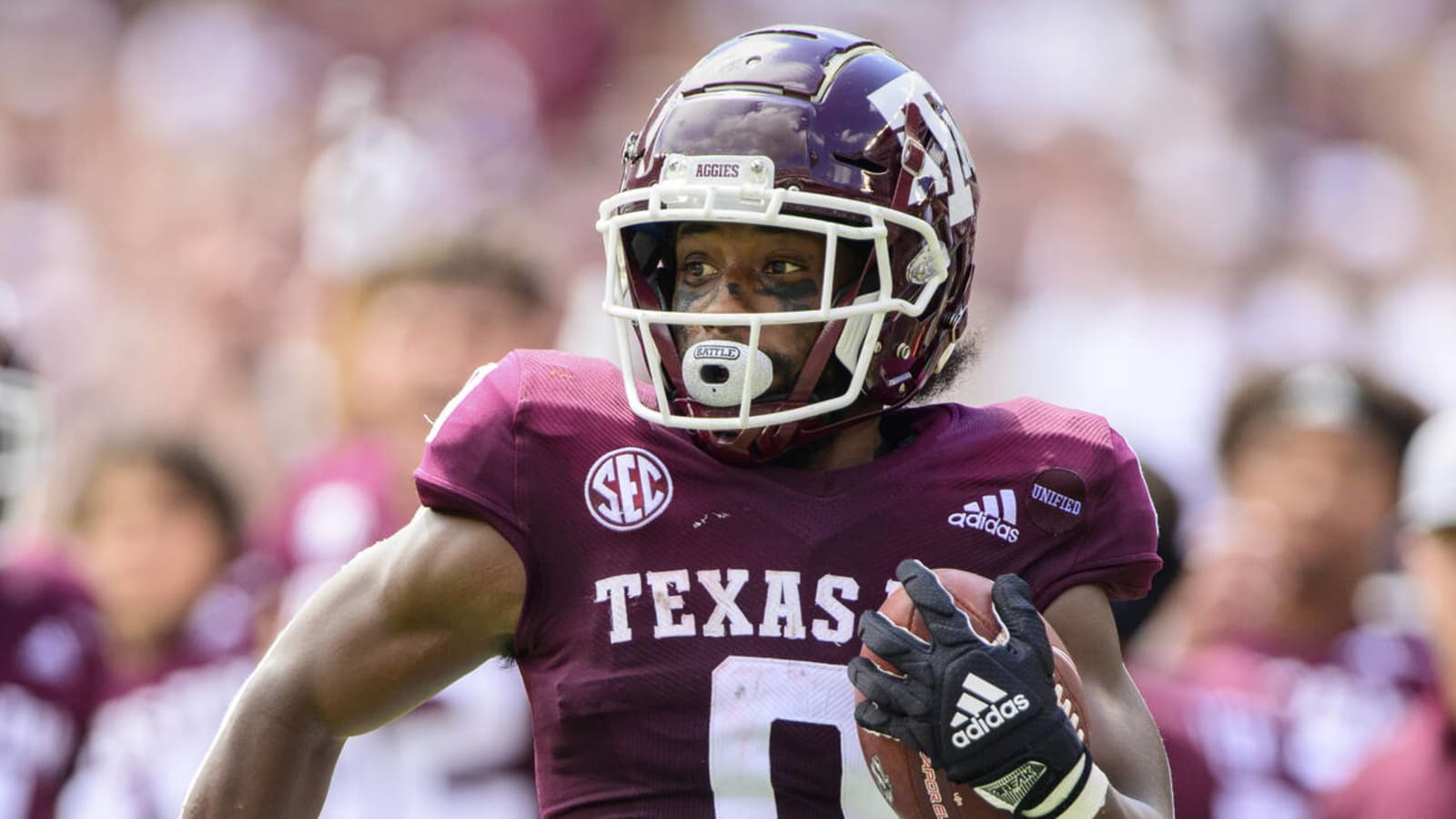 Texas A&M WR Ainias Smith arrested Wednesday morning