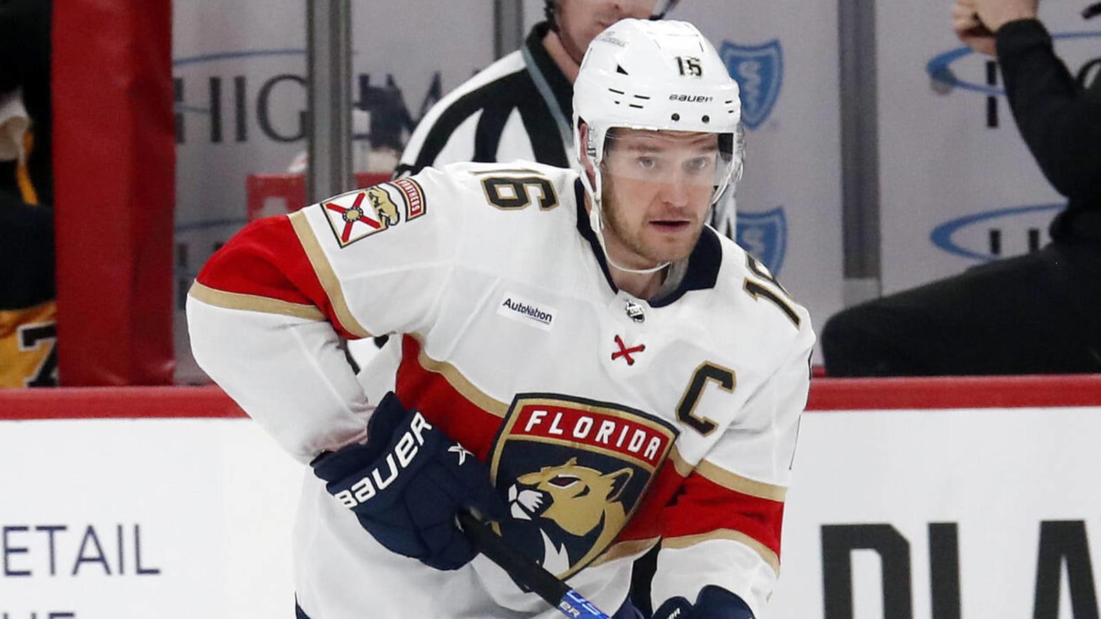 Florida Panthers, Barkov Quiet a Raucous Madison Square Garden