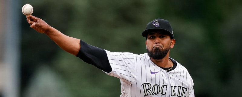 Rockies All-Star German Marquez suffers possible hand injury