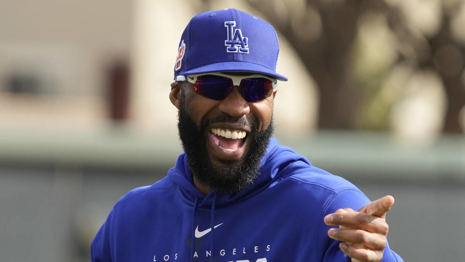 Jason Heyward looking to latch on with Dodgers in his 14th season