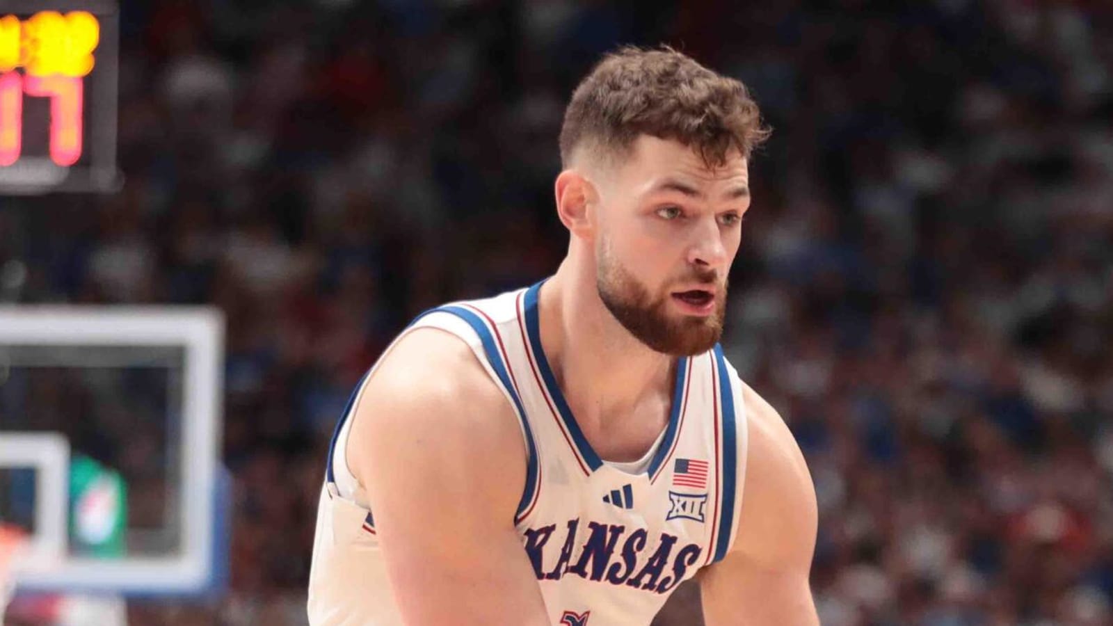 Watch: Dickinson ejected in No. 1 Kansas' win over No. 11 Duke