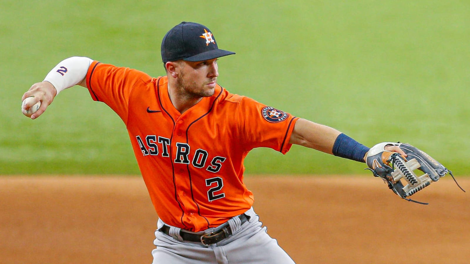 Astros' Alex Bregman on IL with quad strain