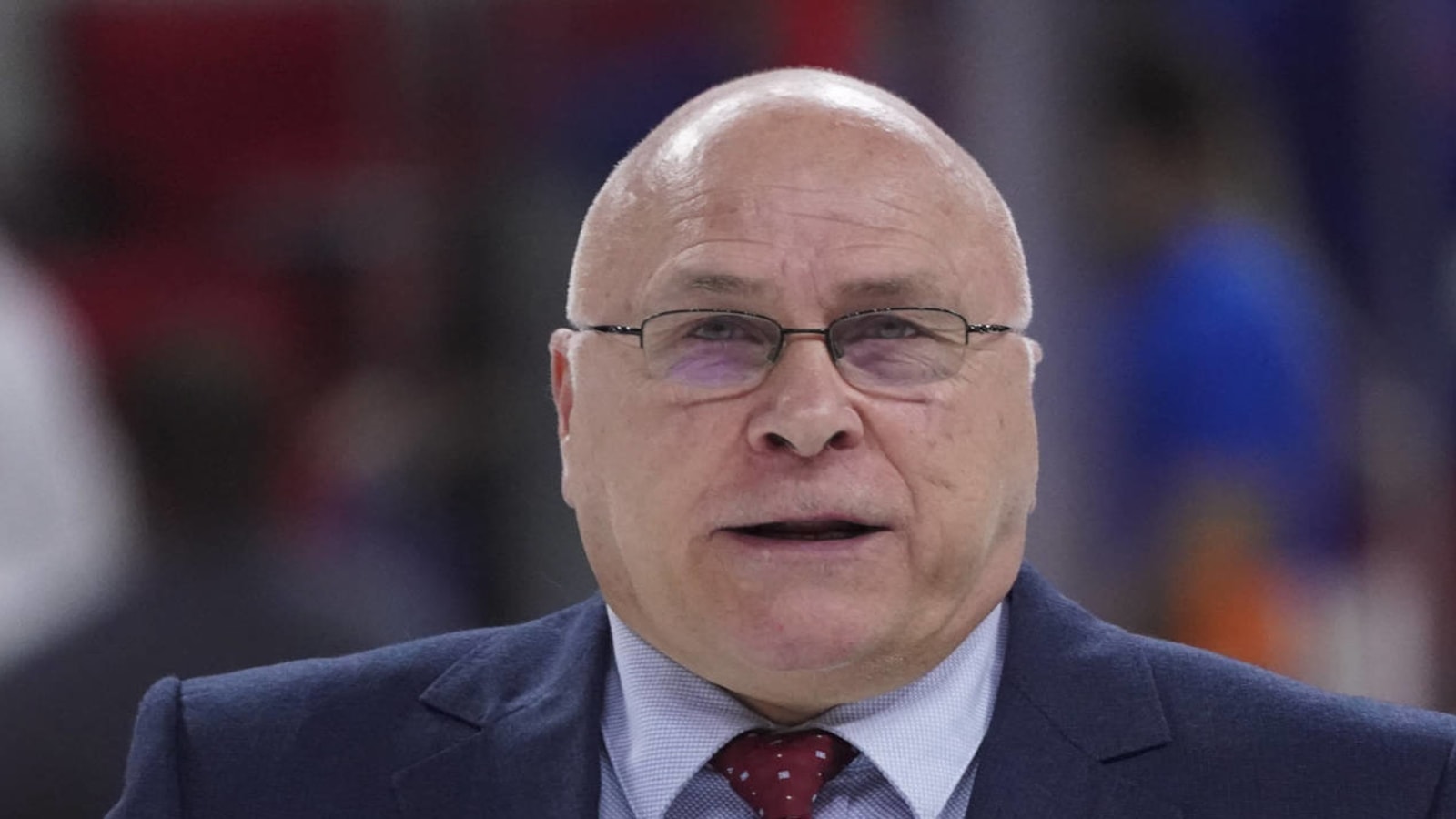 Islanders head coach Barry Trotz returns to game action