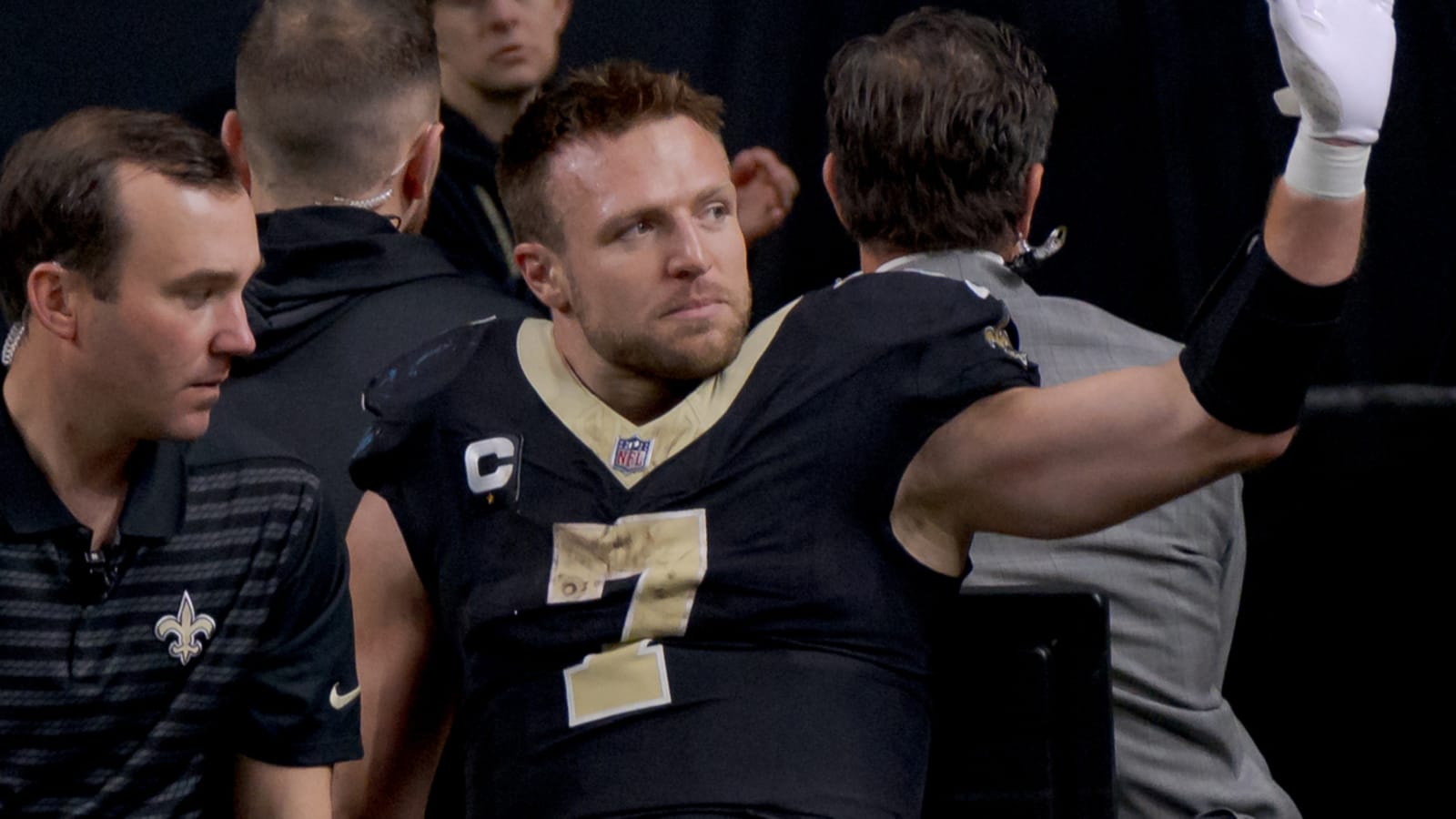 Saints fear season-ending knee injury for TE Taysom Hill