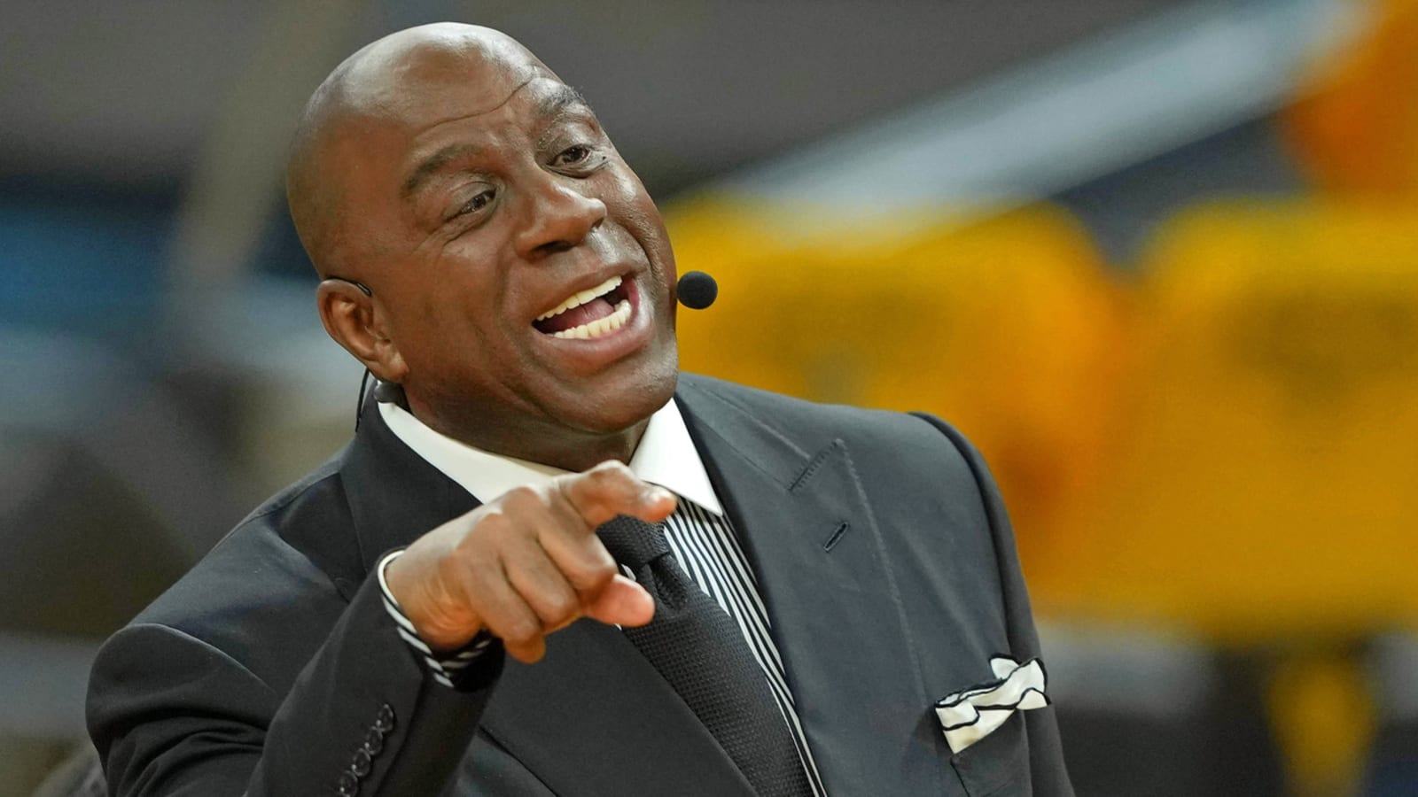  Magic Johnson Reacts to Celtics Winning 18th Championship