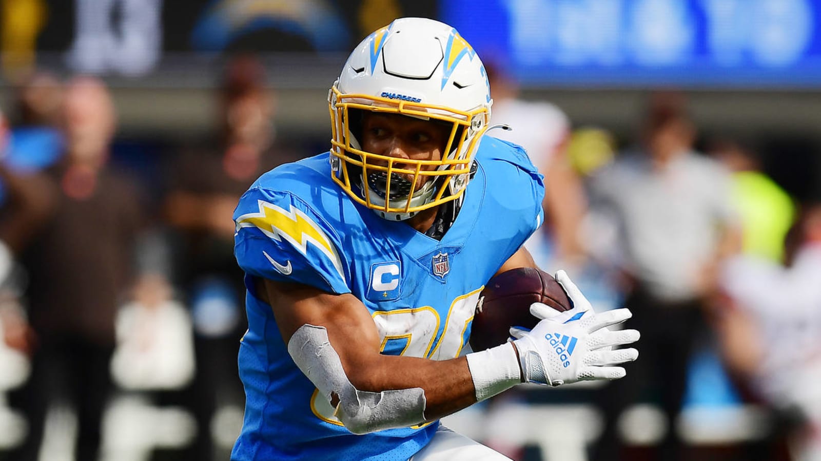 Chargers' Austin Ekeler questionable for Week 8 vs. Pats