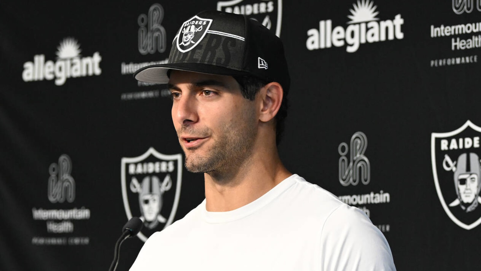 Raiders QB Jimmy Garoppolo addresses foot injury