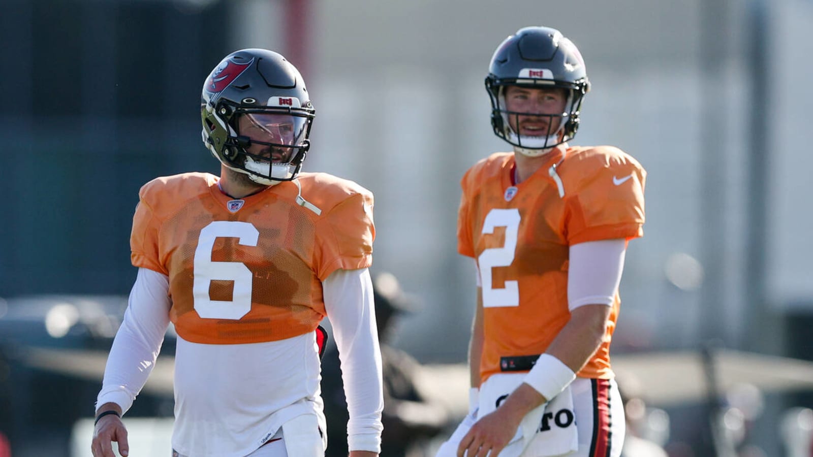 Bucs decline to name starting quarterback in first depth chart