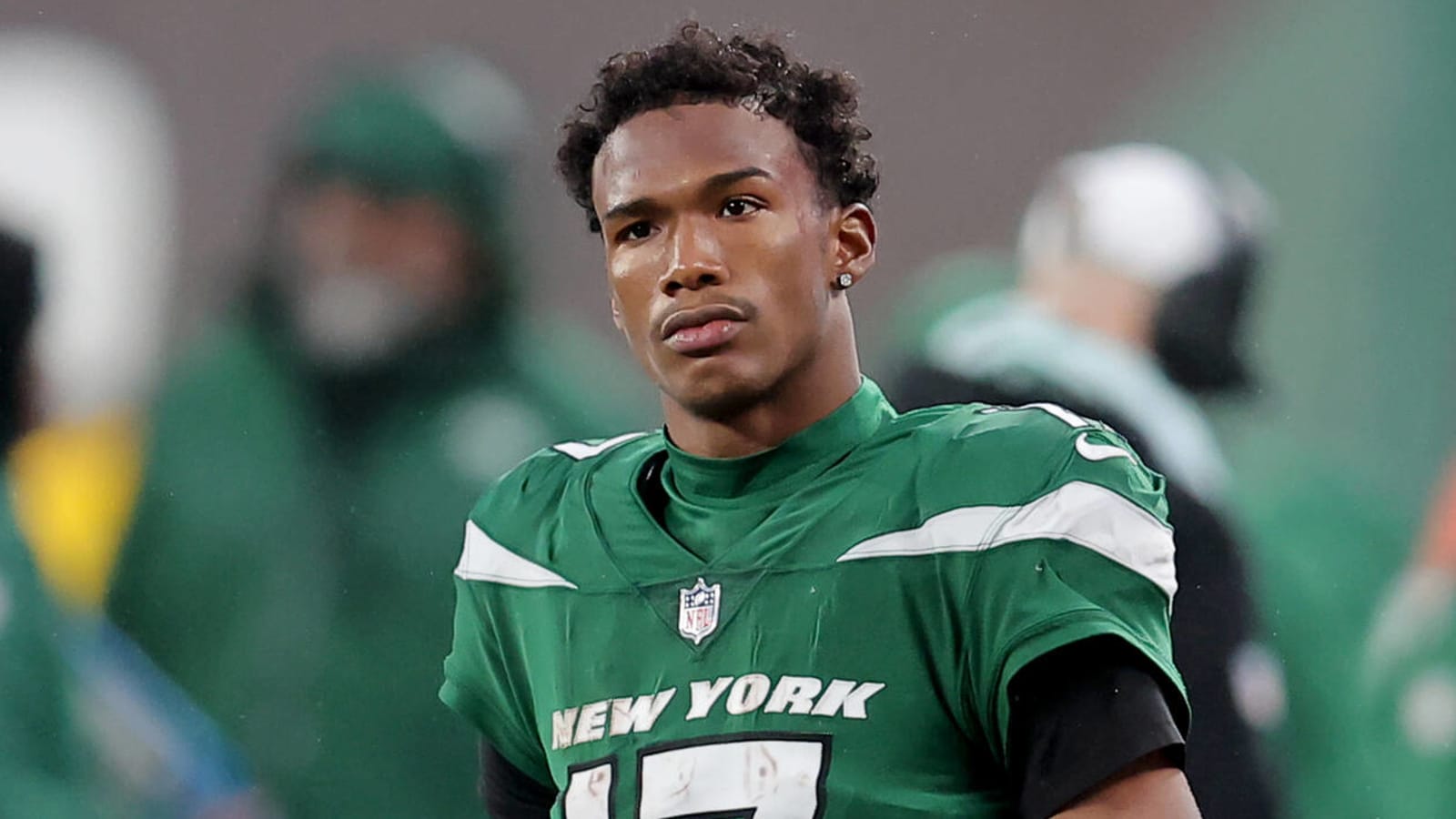 Jets WR addresses future amid uncertainty