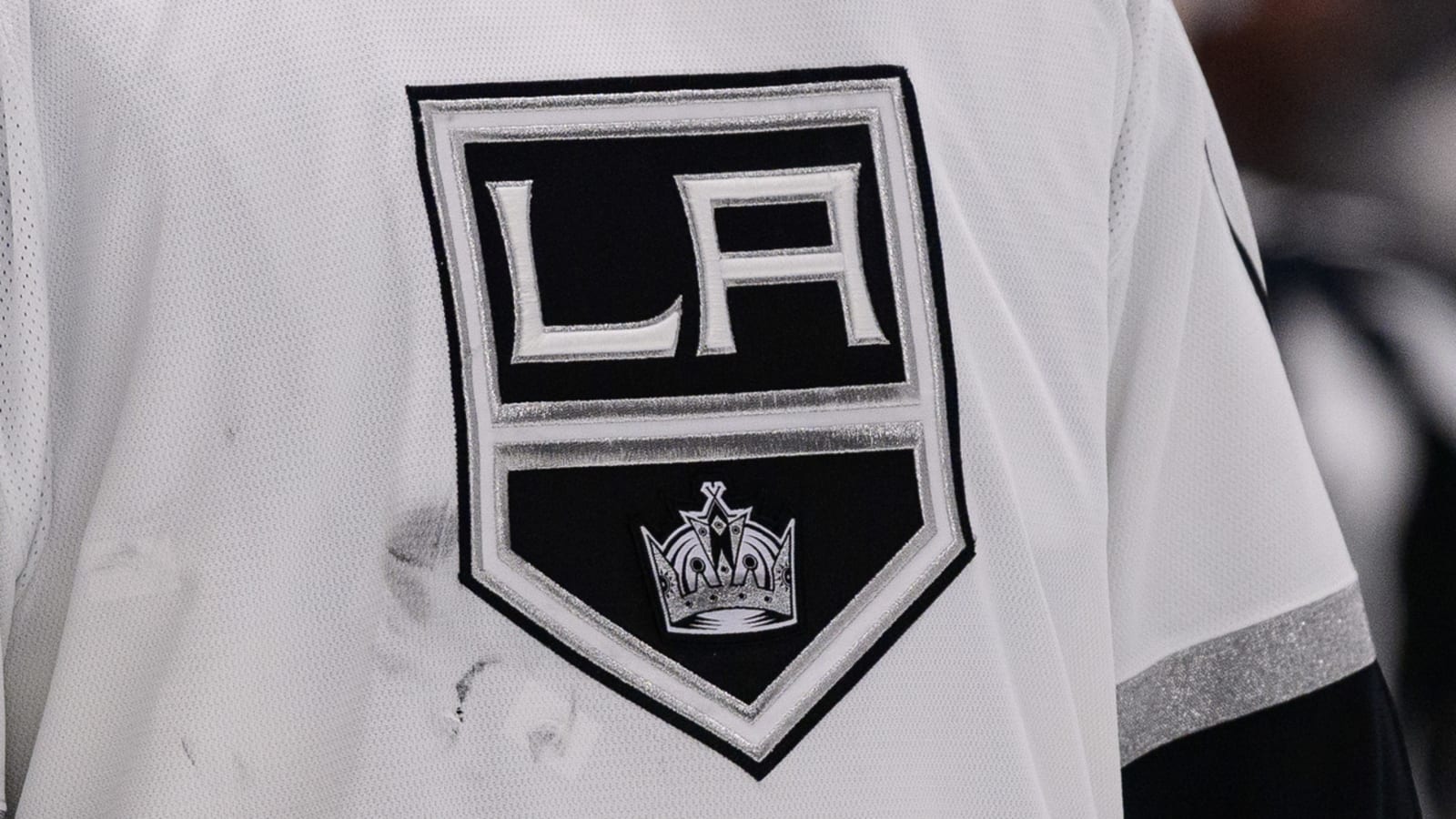 Kings sign 2024 second-round pick to entry-level contract