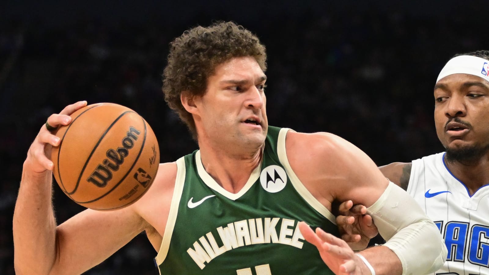 The five best NBA centers who could be available this summer