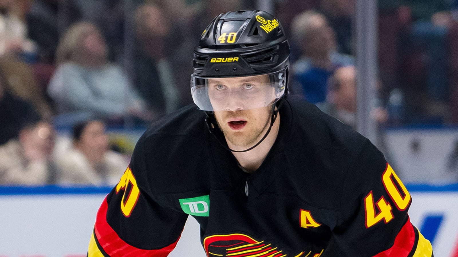 Sabres give green light to pursue Canucks' Pettersson in trade