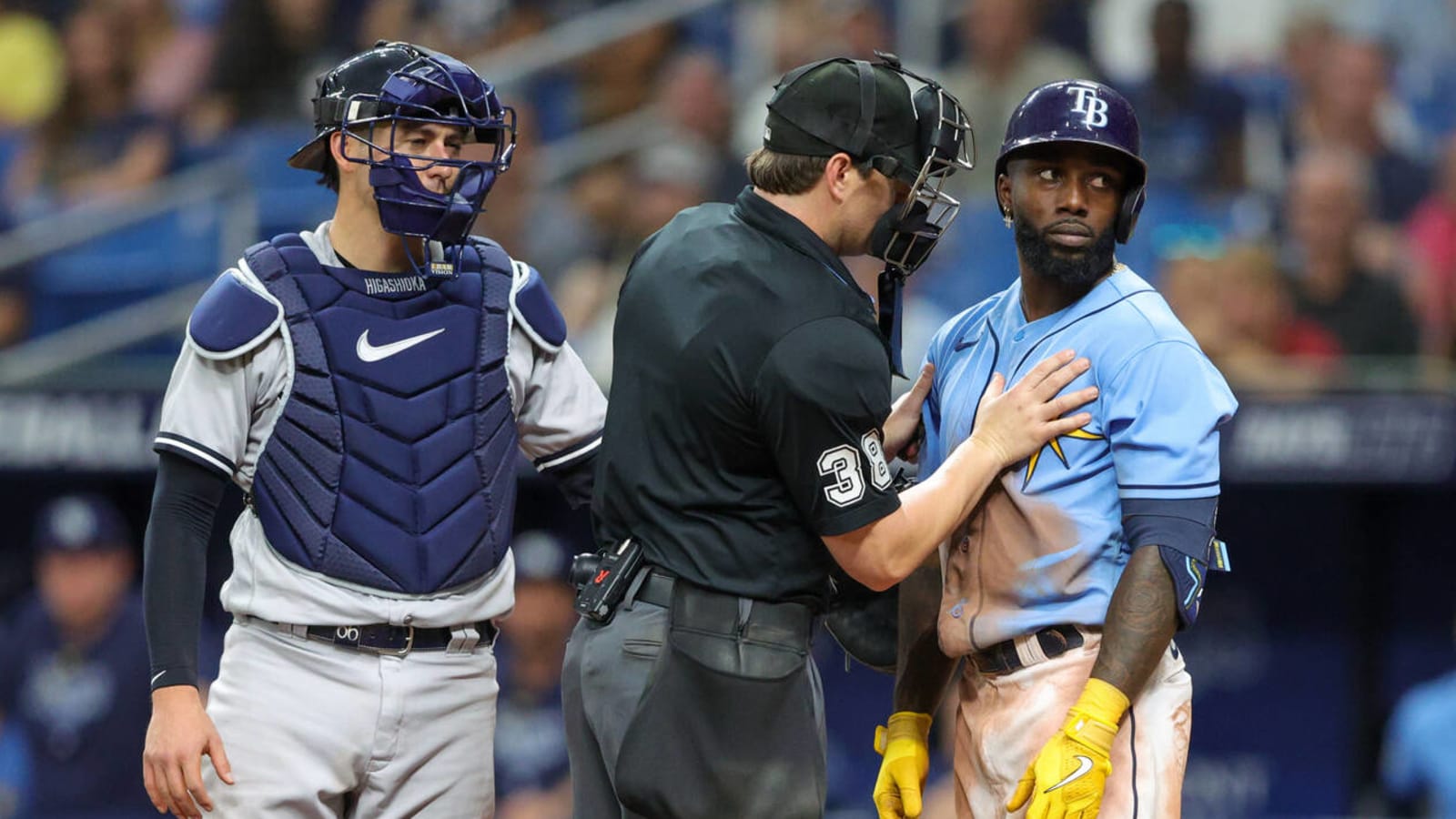 Benches clear twice in one inning during Rays-Yankees game