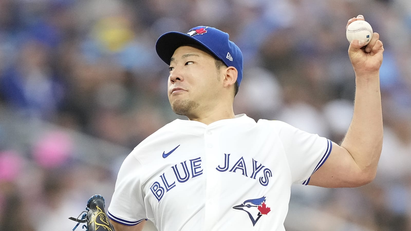 Astros add pitching help by acquiring Kikuchi from Blue Jays