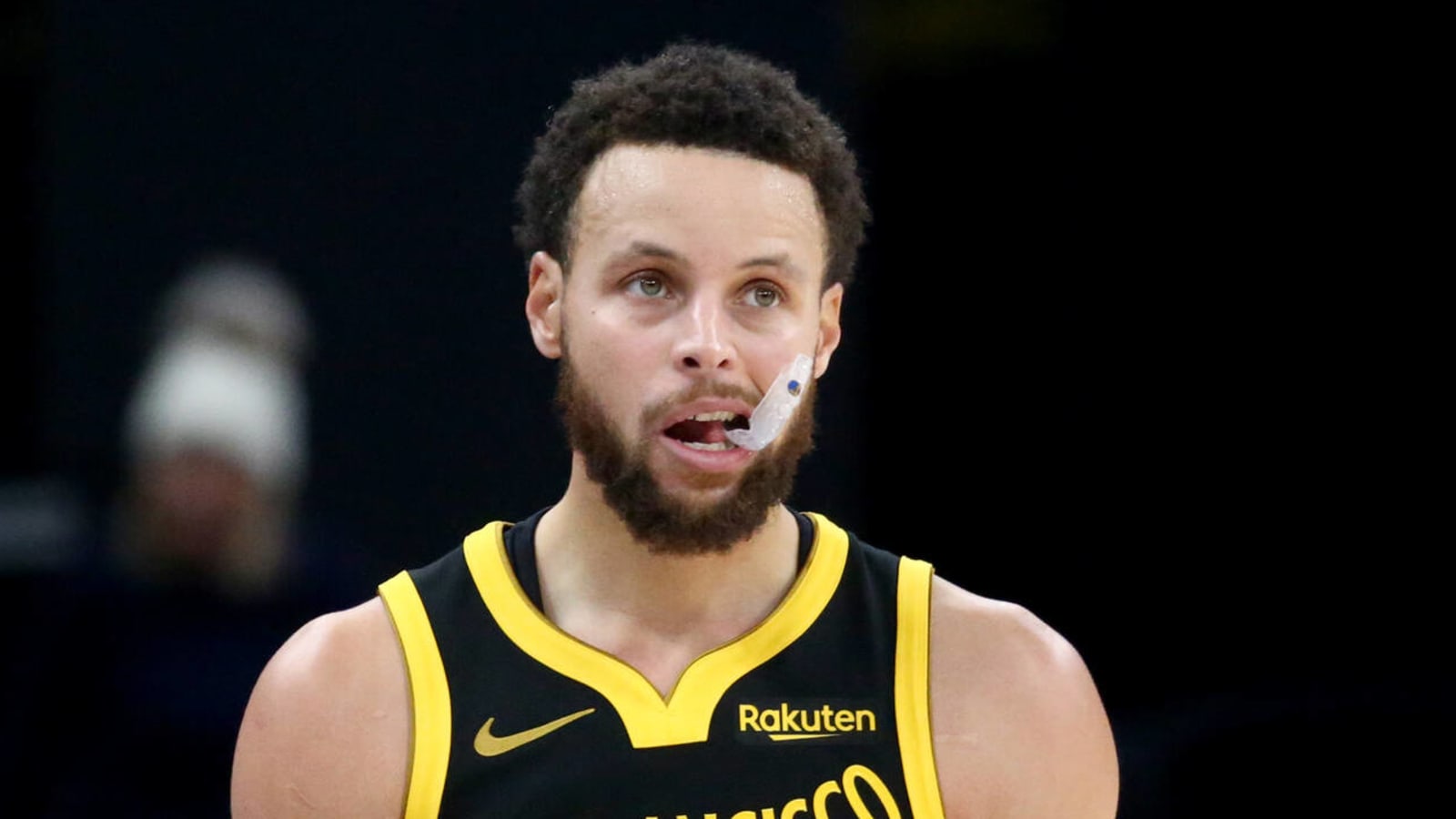 Steph Curry gifted jersey from his 60-point game to unexpected celebrity | Yardbarker