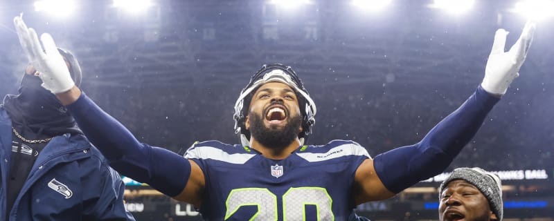 Seahawks reward Pro Bowl safety with contract extension