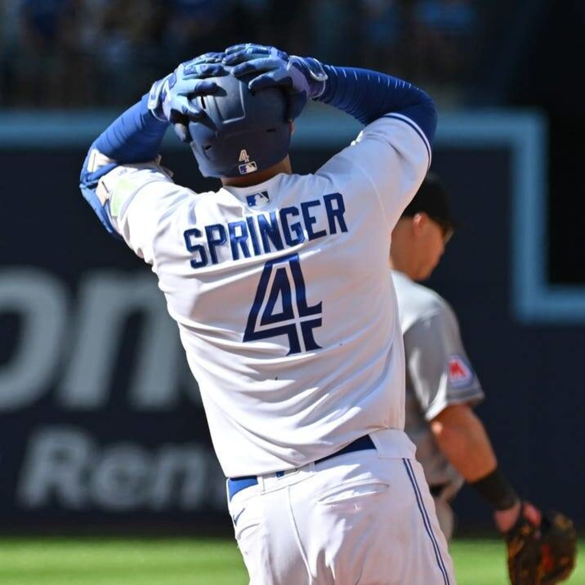 Blue Jays' Springer called players-only meeting after loss to Yankees