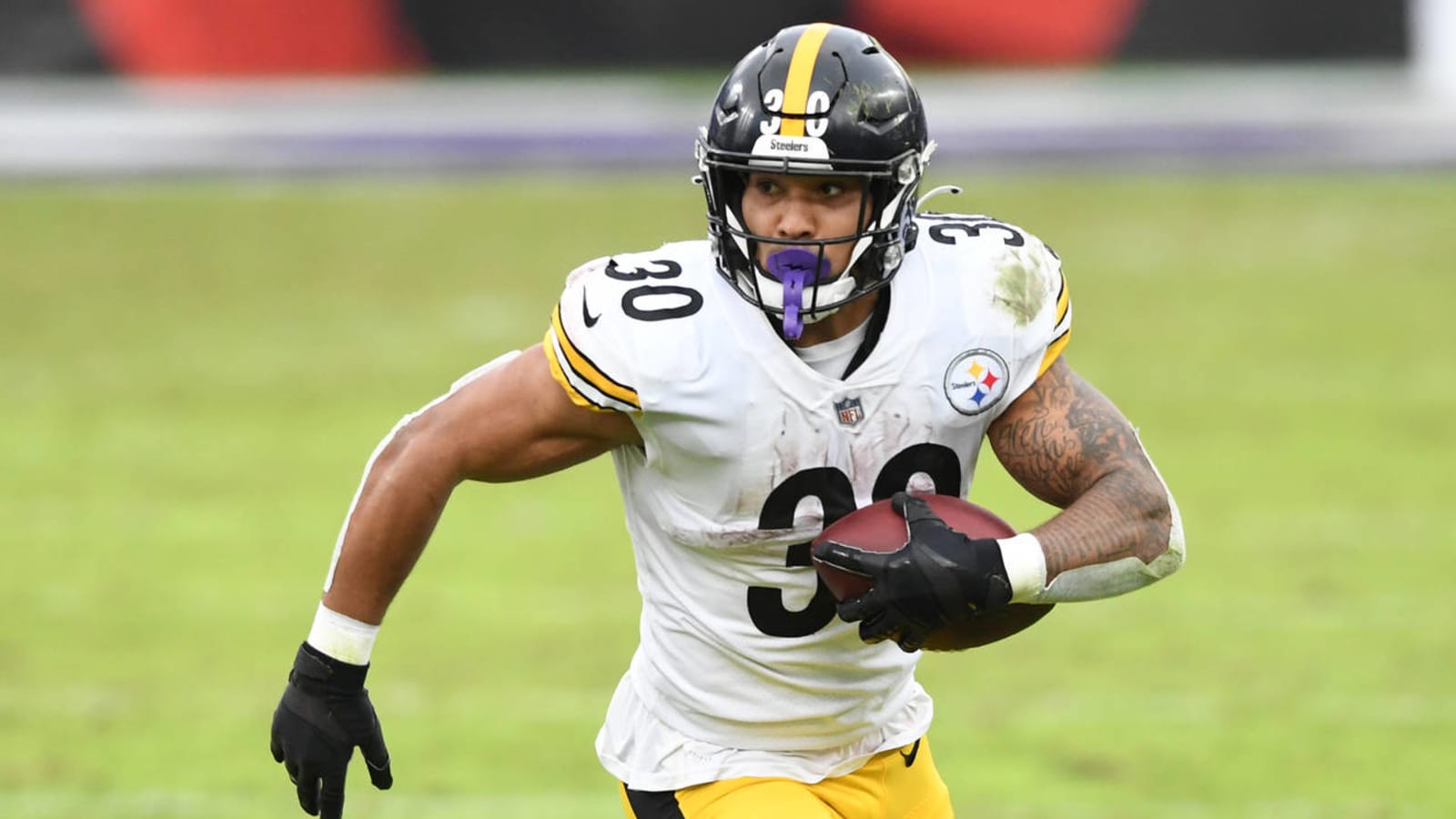 Report: Steelers not expected to re-sign James Conner