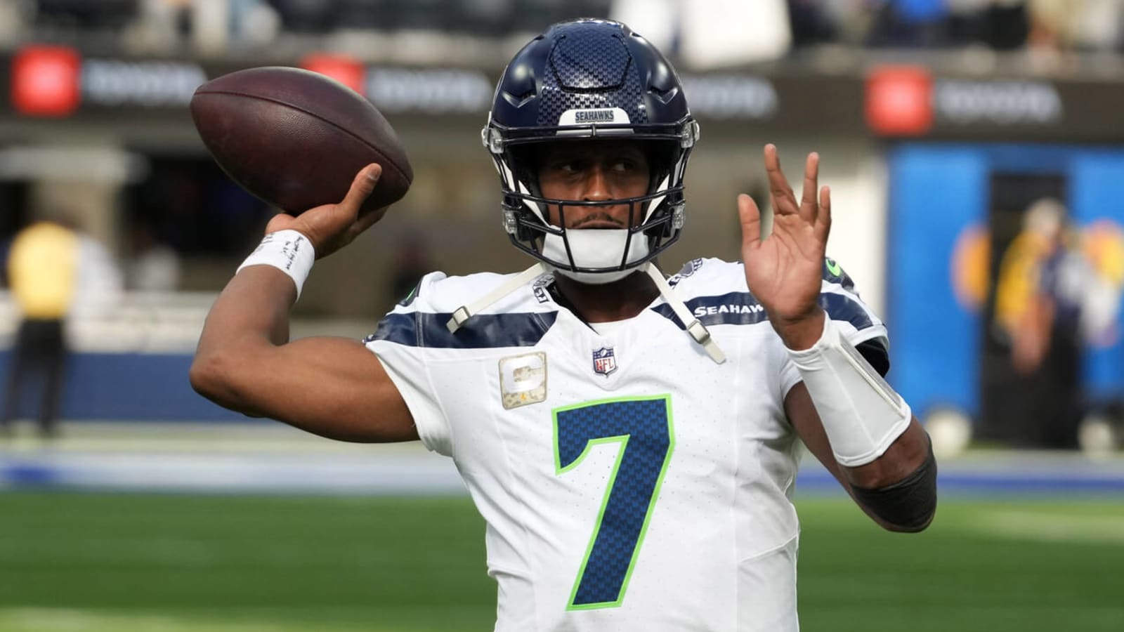 Seahawks make move with QB Geno Smith's contract