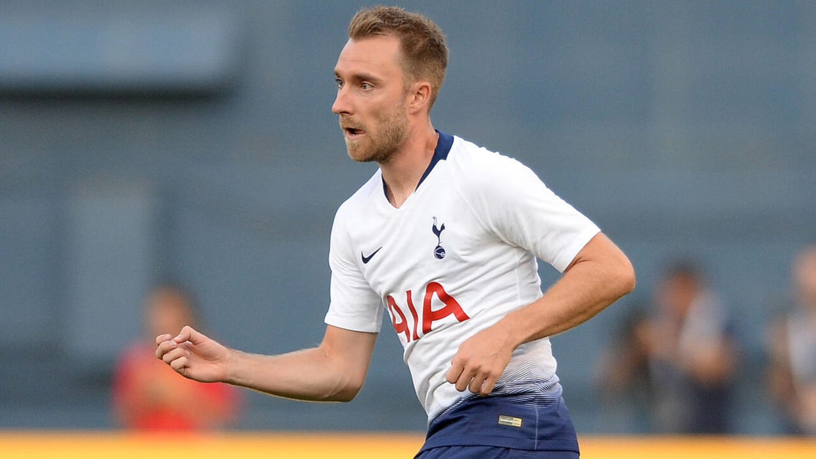 Christian Eriksen choosing between Man U, Brentford