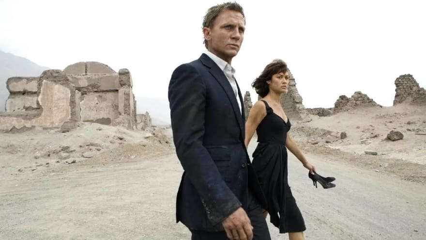 The Biggest Age Gaps Between James Bond And The Women Who Ve Loved Him Yardbarker Craig is married to actress rachel weisz. yardbarker com