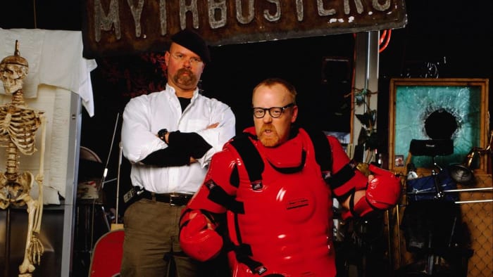2003: “Mythbusters”