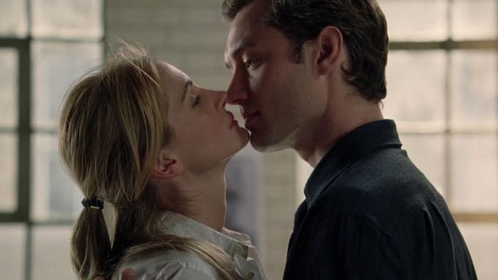 Love Stinks 27 Anti Romance Movies To Get You Through Valentine S Day Yardbarker Msmojo ranks the most anticipated romance movies of 2020. yardbarker com