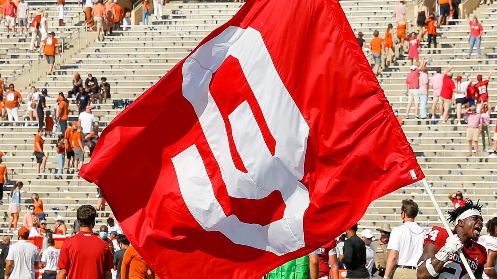 Texas, Oklahoma notify Big 12 of decision to leave conference