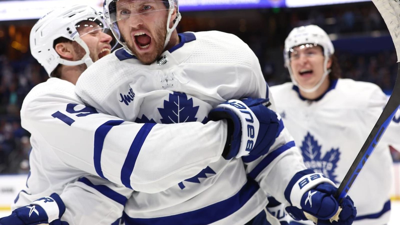 Report: Maple Leafs doubling back on Alex Kerfoot and David Kampf