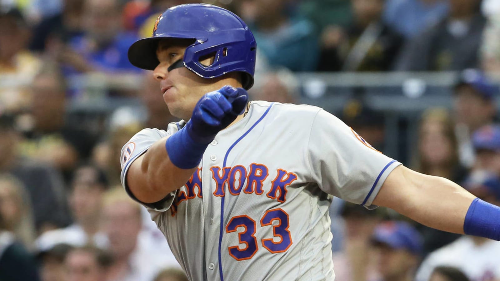 Mets place James McCann on 10-day injured list