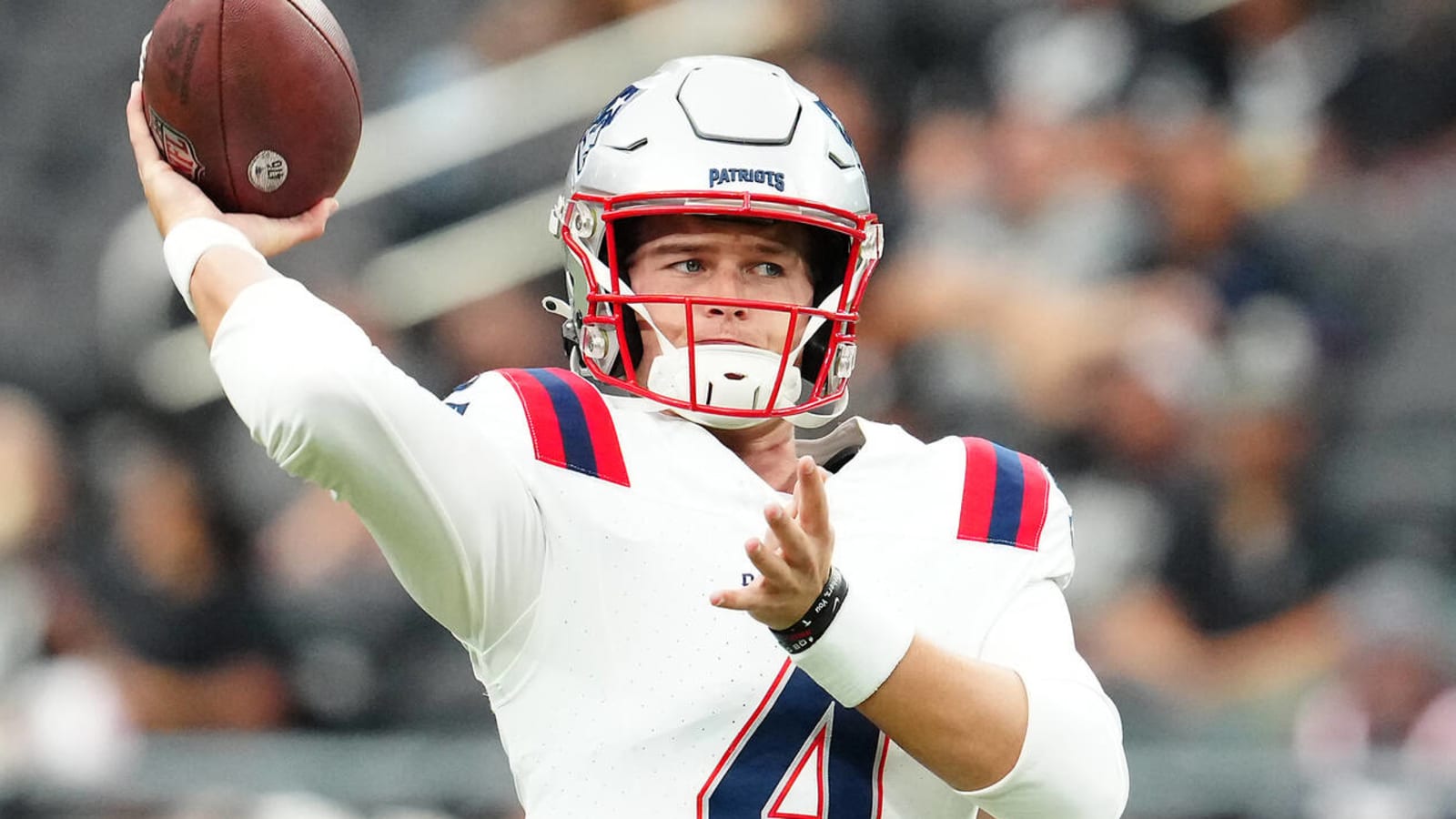 Watch: Patriots QB Bailey Zappe replaces Mac Jones