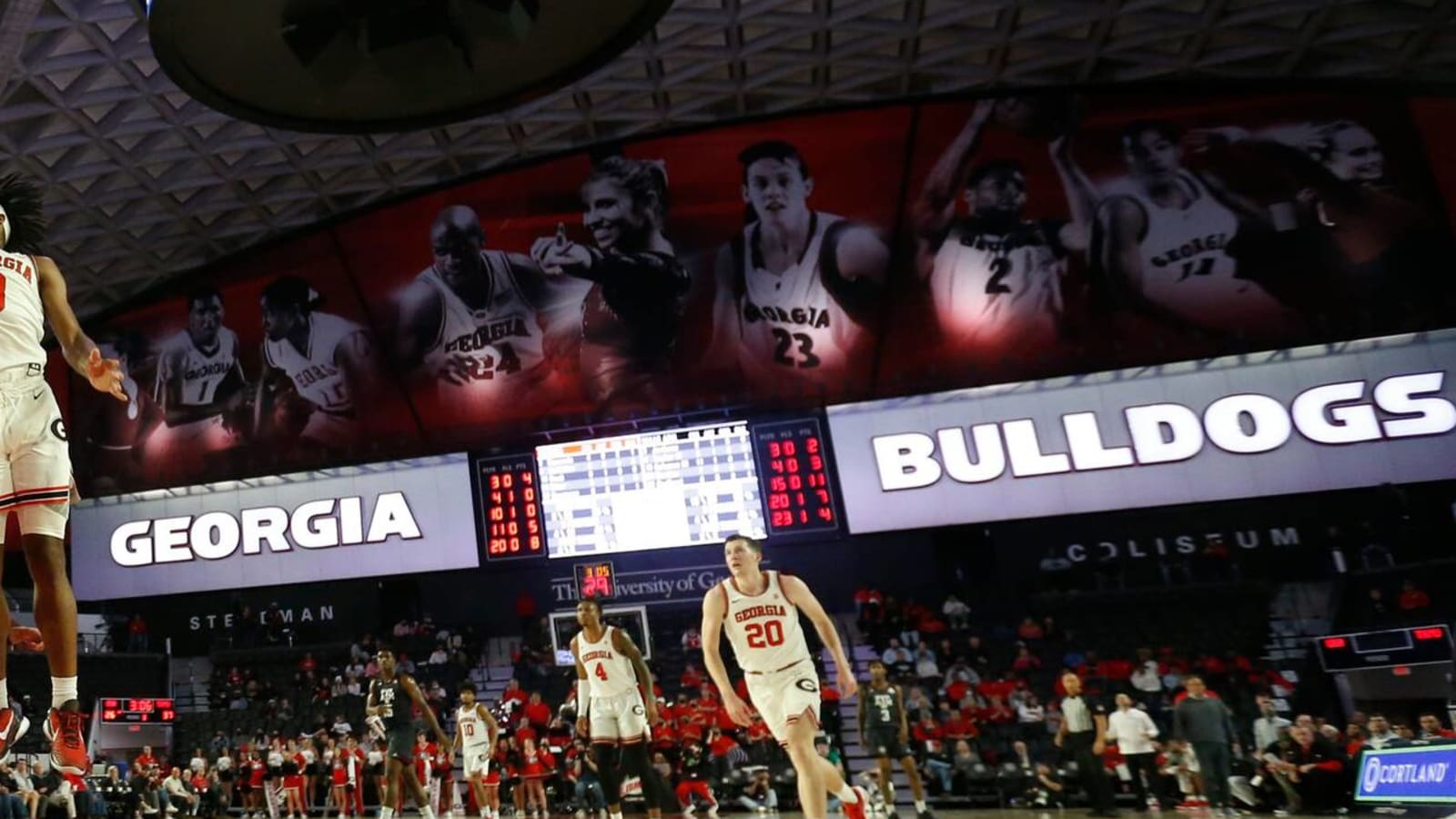 Georgia asst. Wade Mason suspended for halftime incident