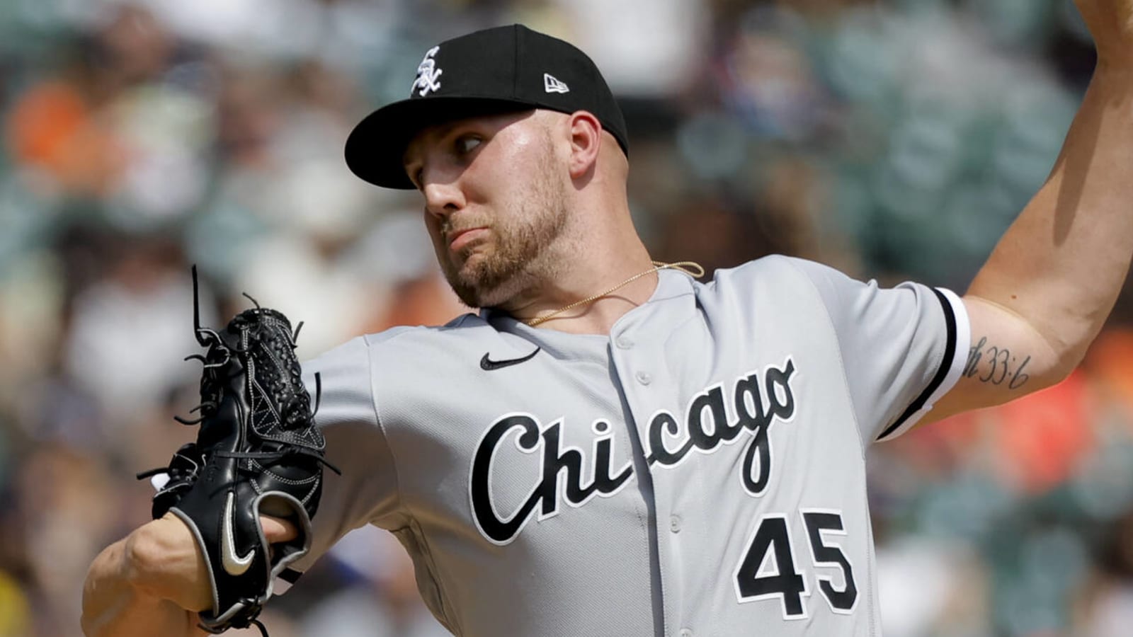 White Sox share uninspiring Garrett Crochet injury update - On Tap Sports  Net