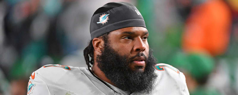 Dolphins re-sign veteran offensive lineman