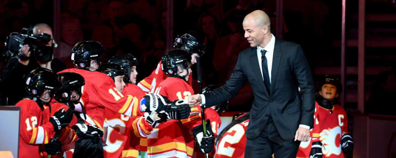 How Craig Conroy handed the Calgary Flames’ captaincy to Jarome Iginla