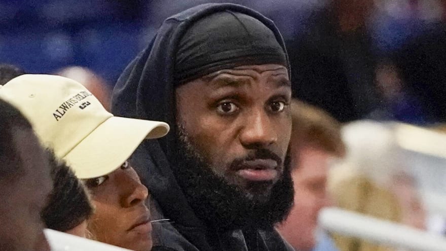 Los Angeles Lakers’ LeBron James Expected To Enter 2024 Free Agency, Per ESPN