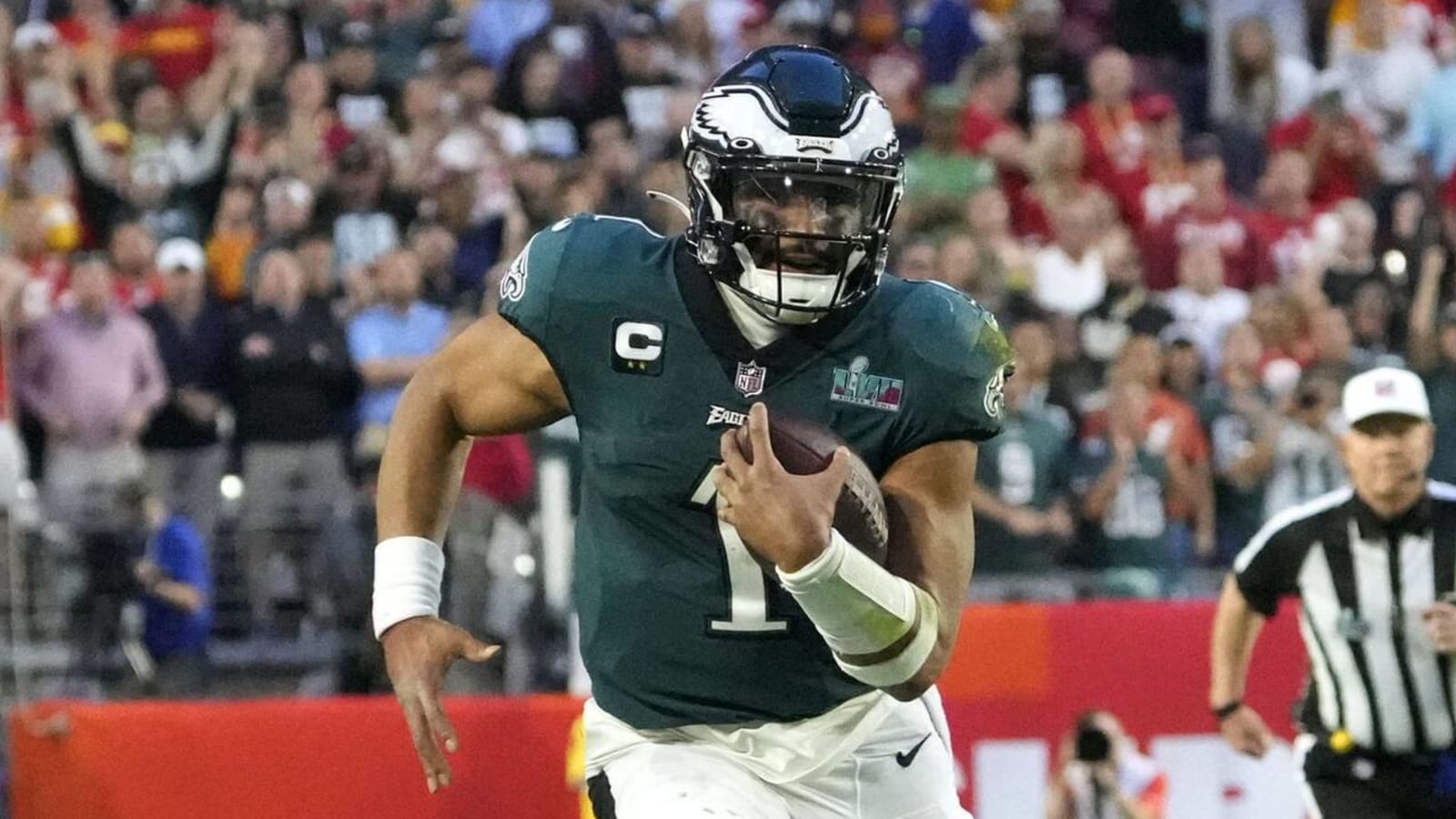 Eagles have no plans to change Jalen Hurts' style