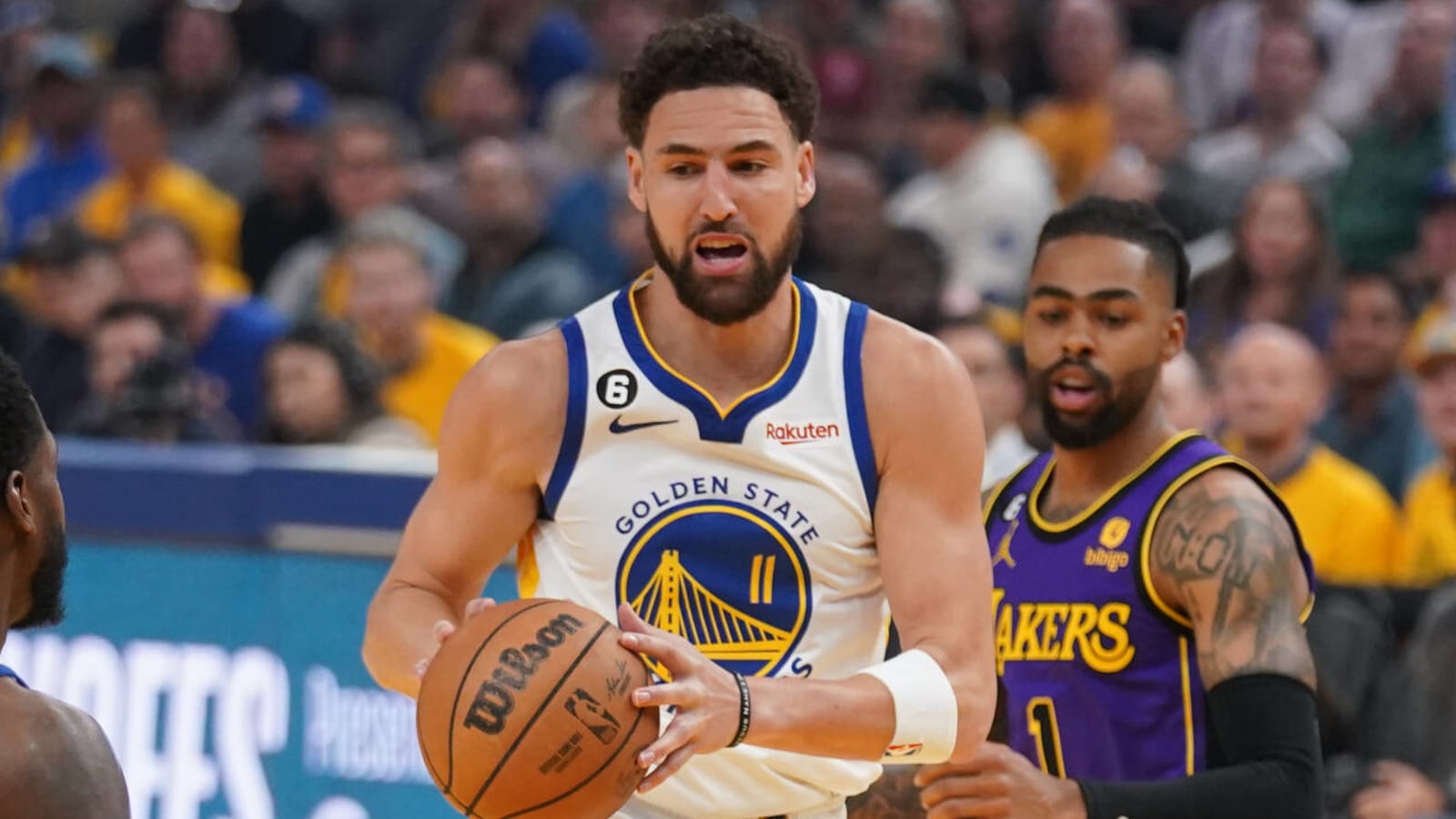 Klay Thompson leads way as Warriors even series with Lakers