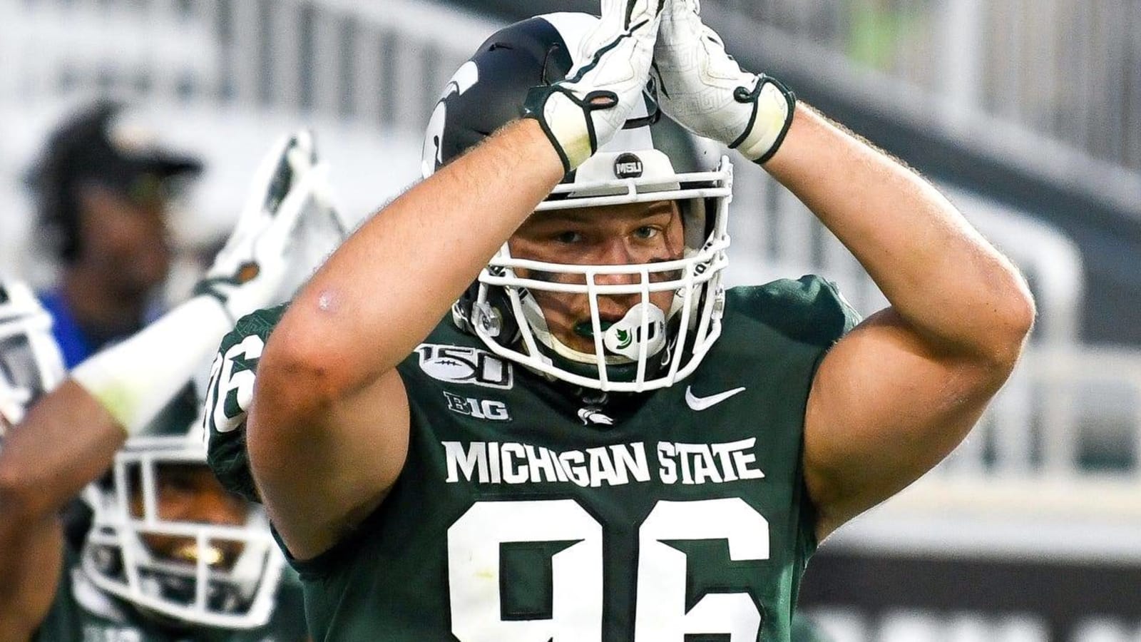 Michigan State DE Jacub Panasiuk opts out of college football season 