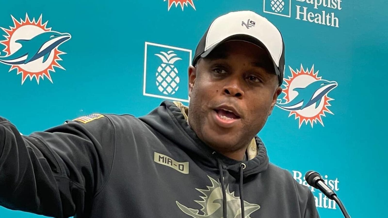 Dolphins GM gives update on pursuit of three-time Pro Bowl WR