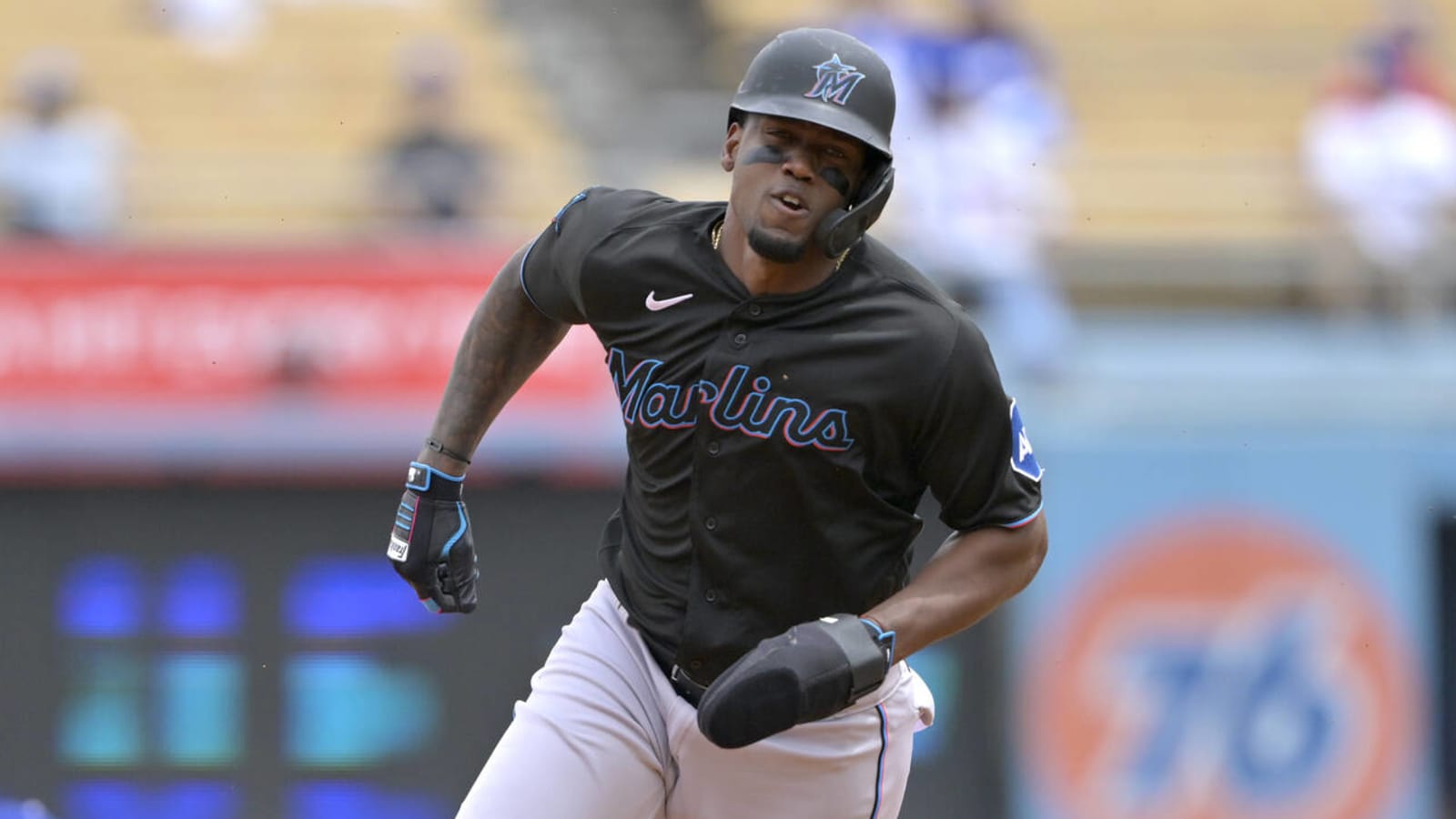 Where will Jorge Soler sign?