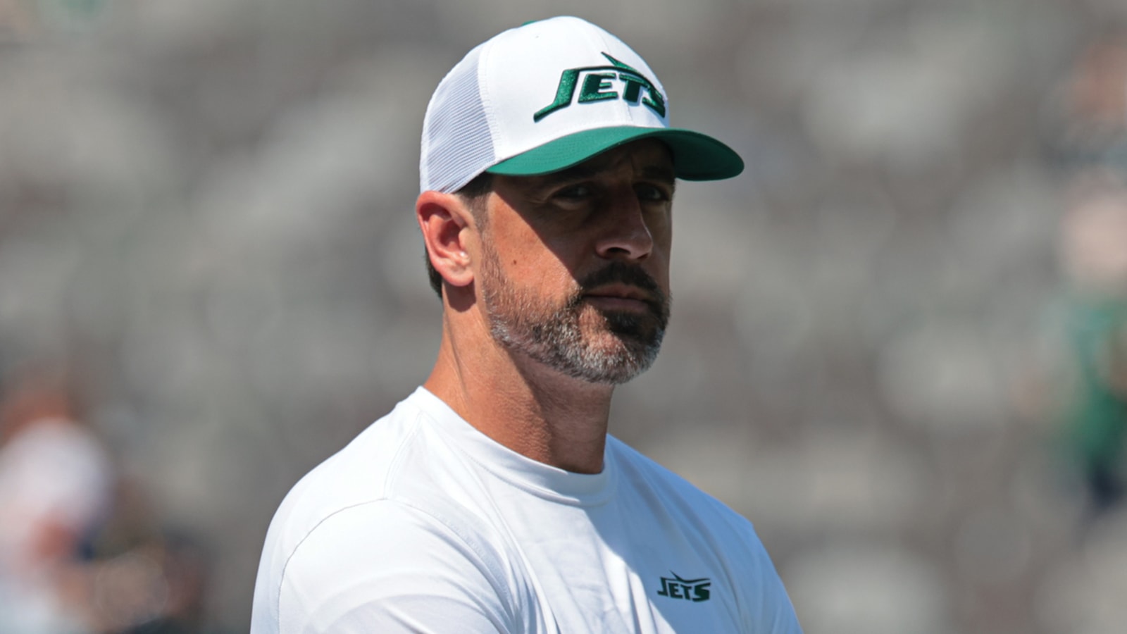 Aaron Rodgers discusses handling pressure of expectations with Jets