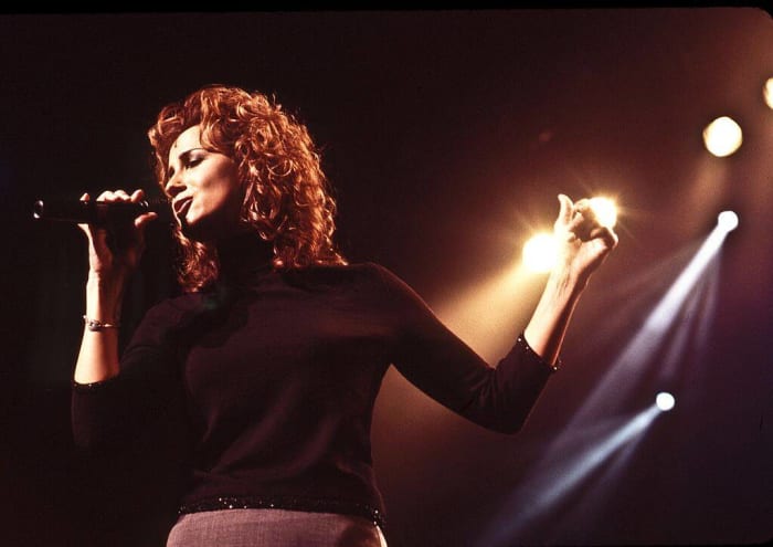 "Single White Female," Chely Wright