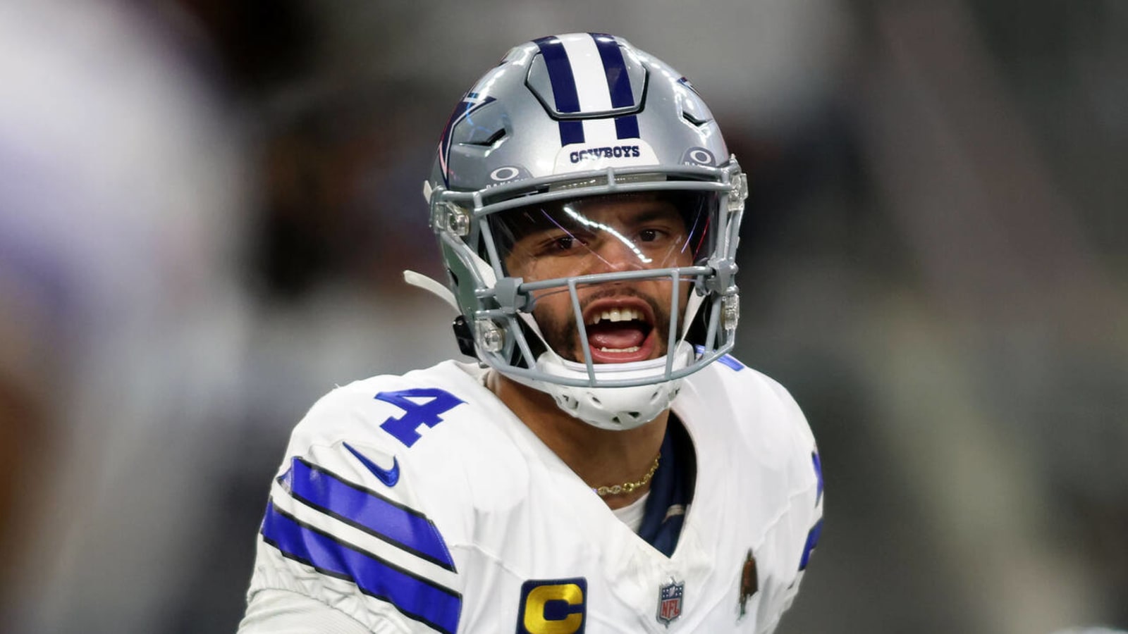 Dak Prescott's brother takes big shot at Cowboys front office