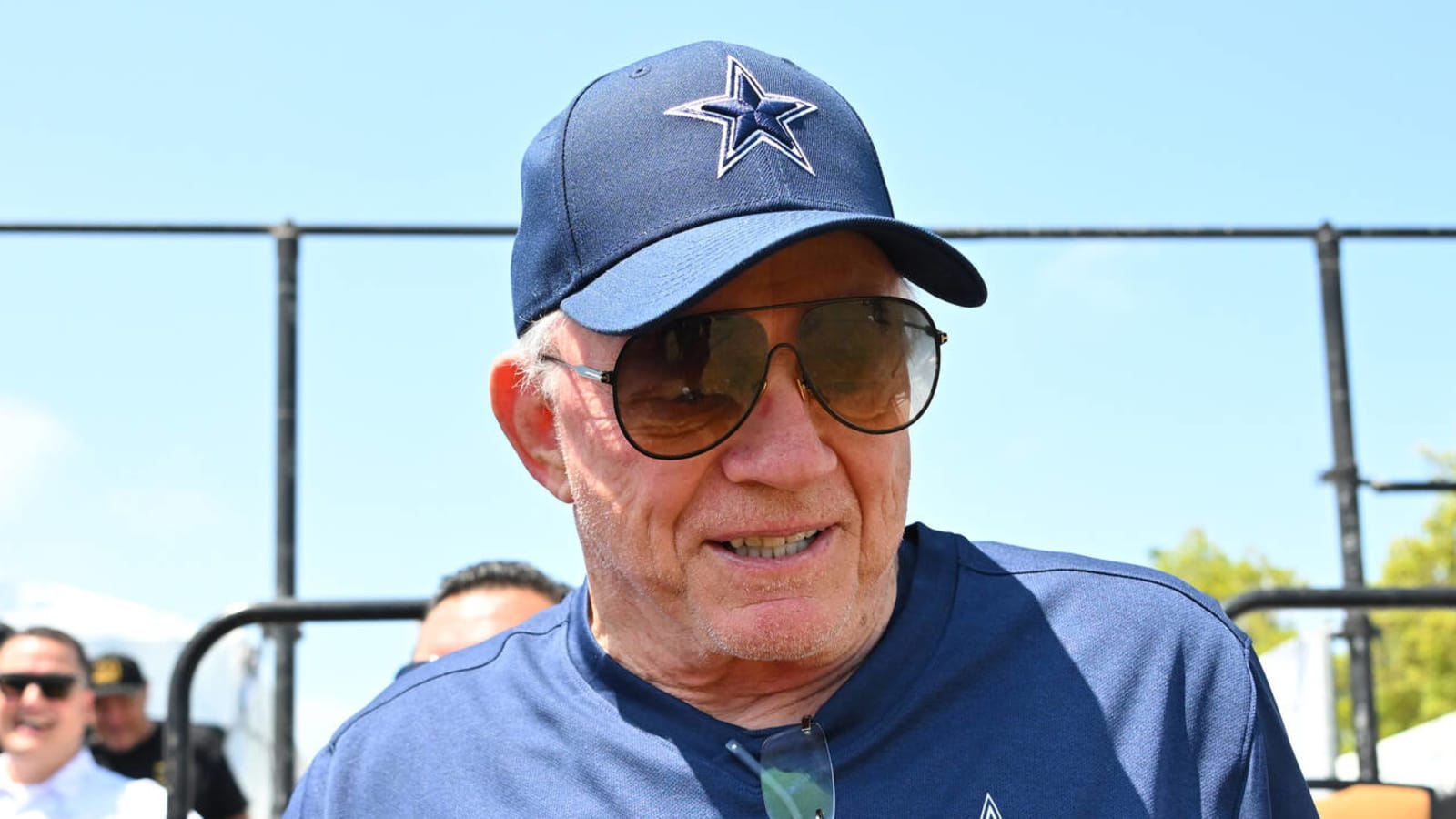 Jerry Jones: NFLPA 'shooting volleys' comparing owner and player punishment