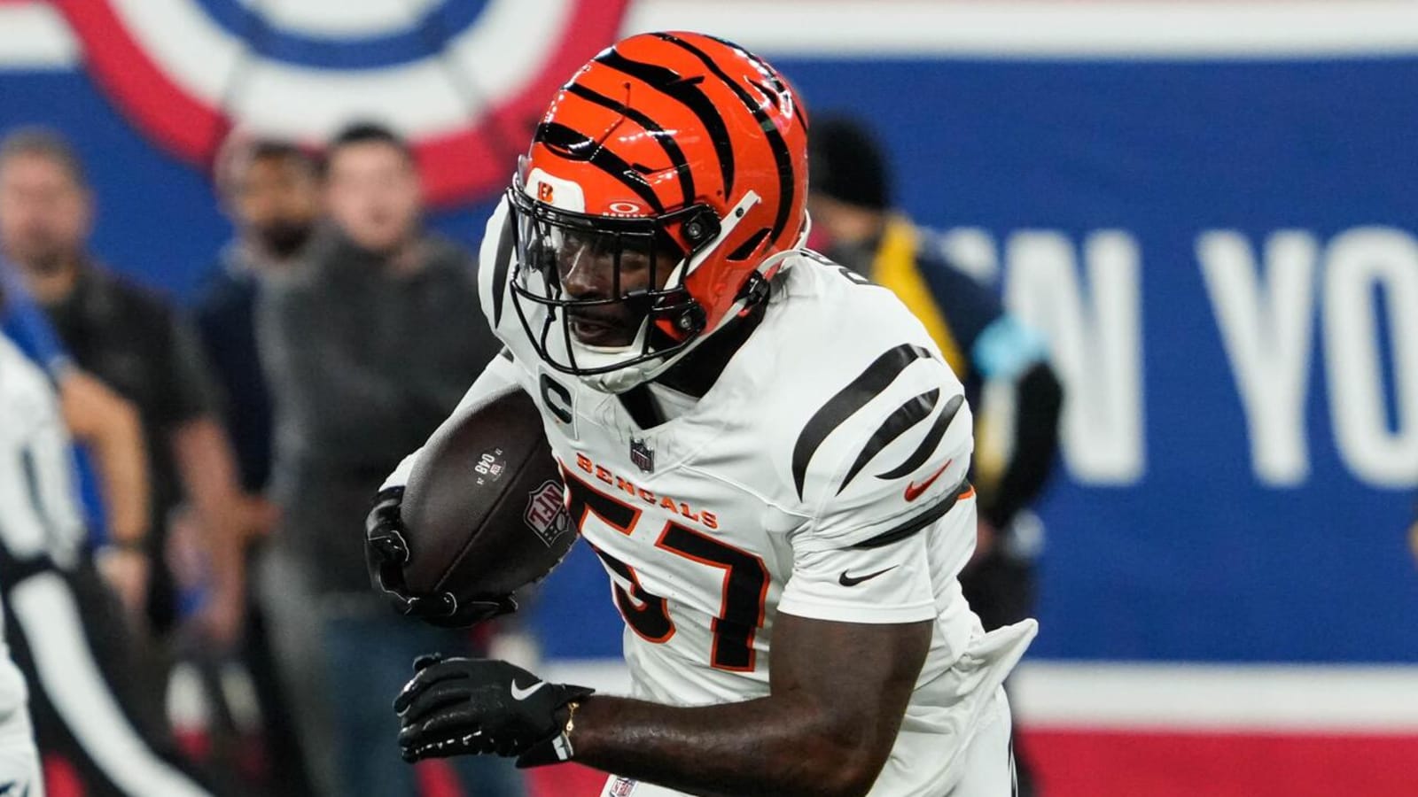 Bengals Linebacker Guarantees Win over Steelers in Week 13