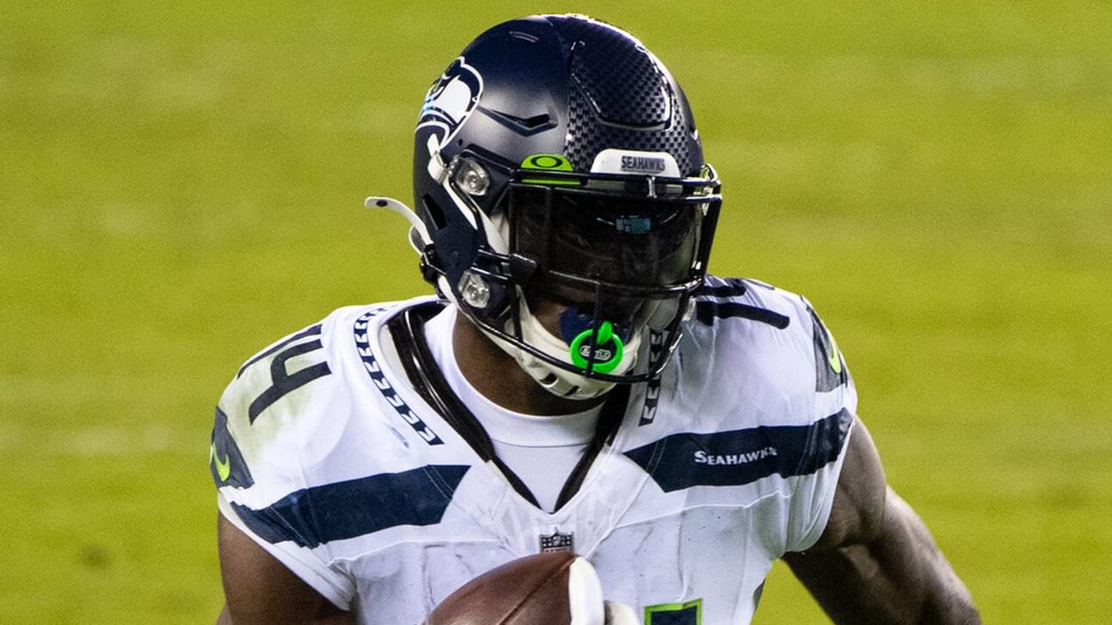 Report: Seahawks WR D.K. Metcalf's minicamp absence 'surprised the team'