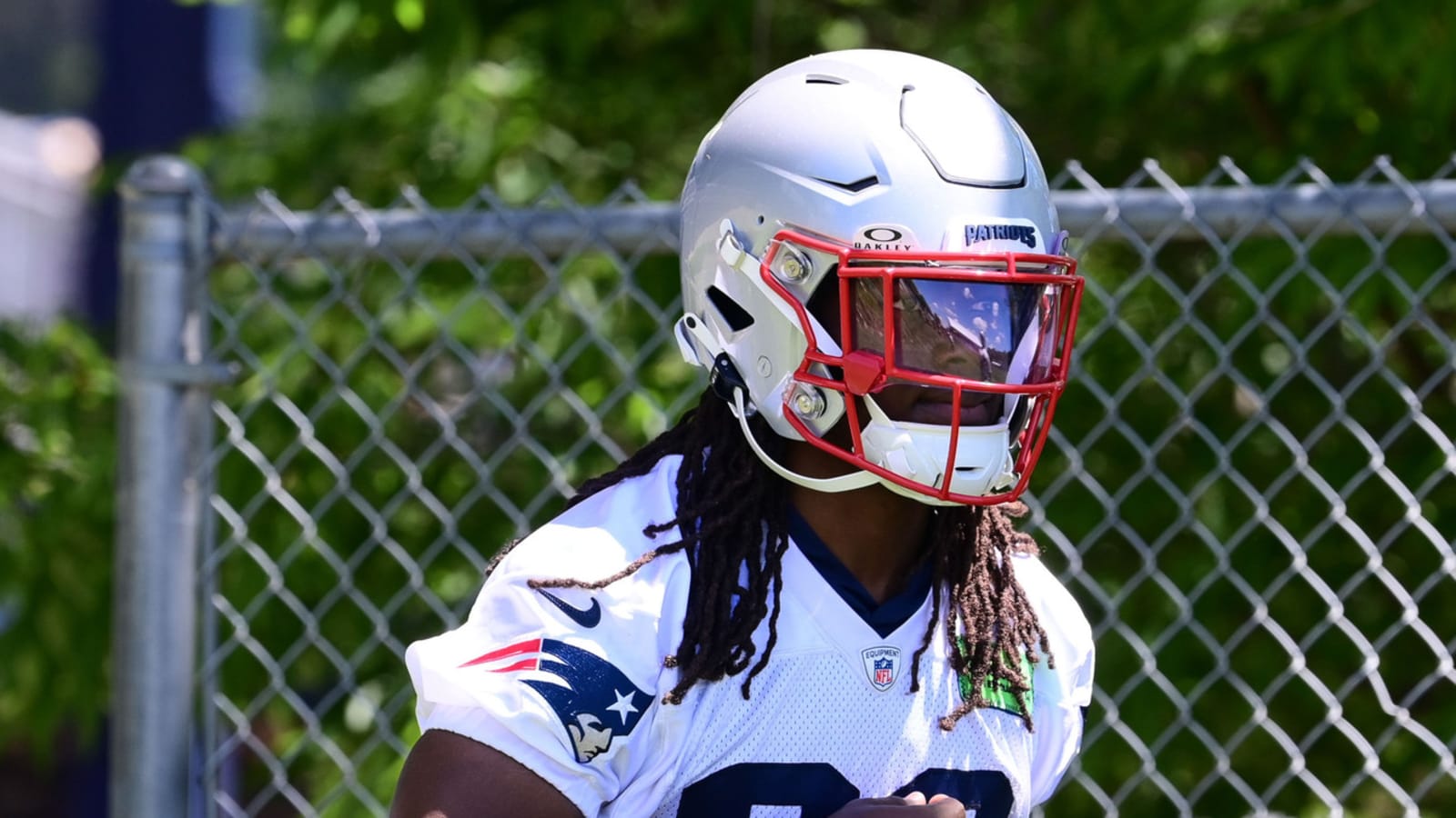 Patriots, RB Rhamondre Stevenson agree to big extension
